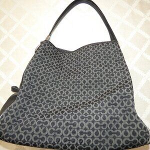 Coach Handbag Black with 3 Compartment